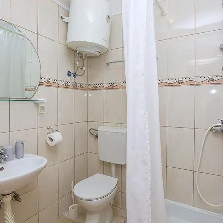 Apartment With Parking Space - 24808