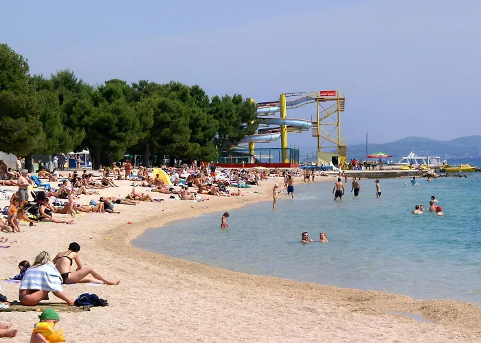 With Parking Space - 24808 Vodice